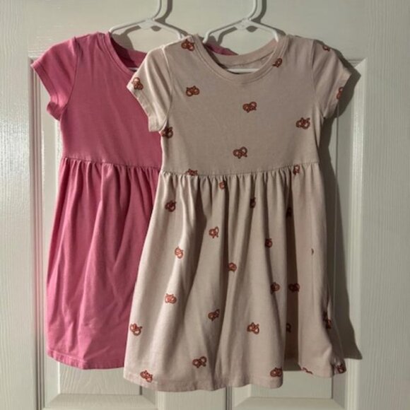 Old Navy Other - Set of 2 Girls Old Navy Short Sleeve Dresses Size 3T